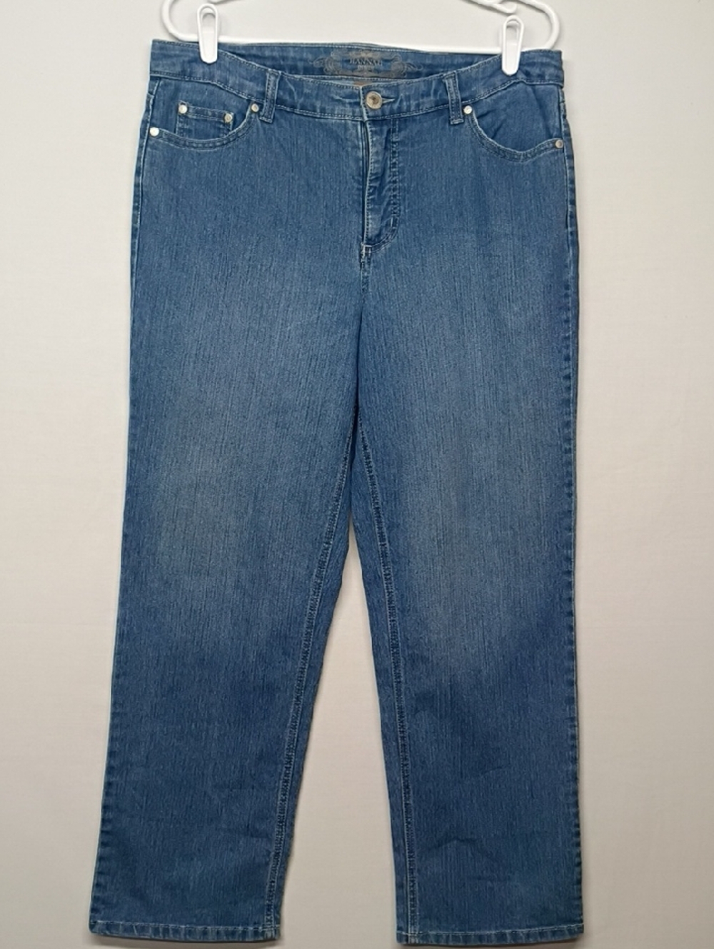 Hannah Women's Straight-Leg Jeans in Medium Blue